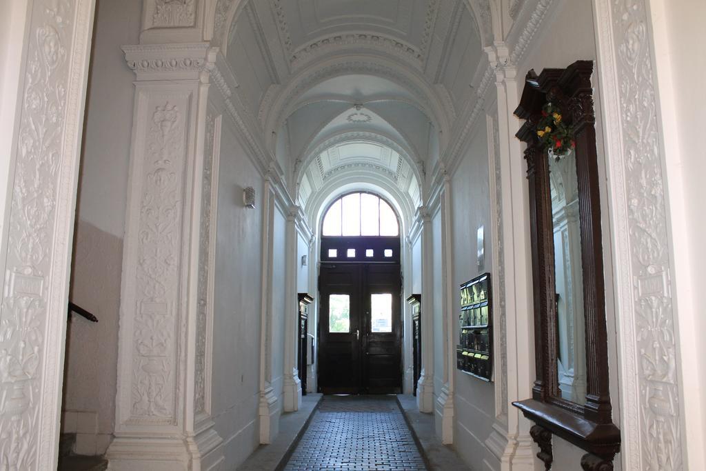 Royal Prague Apartment Celakovskeho Sady Exterior foto